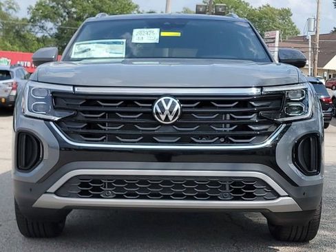 New 2026 Volkswagen Atlas Cross Sport SE image 9