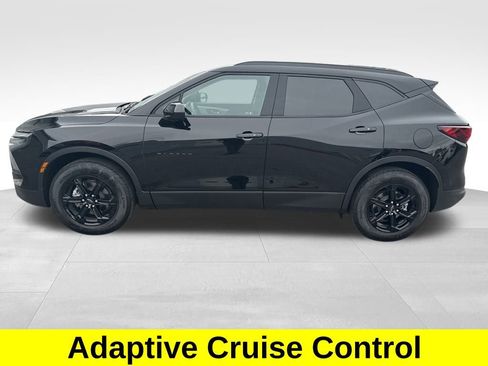 Used 2025 Chevrolet Blazer LT w/ Convenience Package image 10