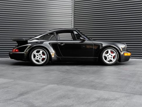 Used 1992 Porsche 911 Turbo RWD image 8
