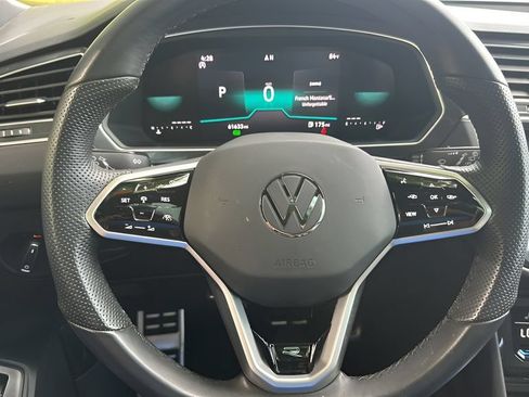 Used 2024 Volkswagen Tiguan SE R-Line FWD image 13