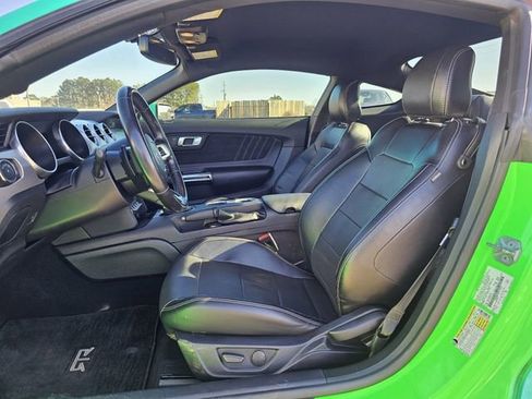 Used 2019 Ford Mustang GT Premium w/ Carbon Sport Interior Package image 10