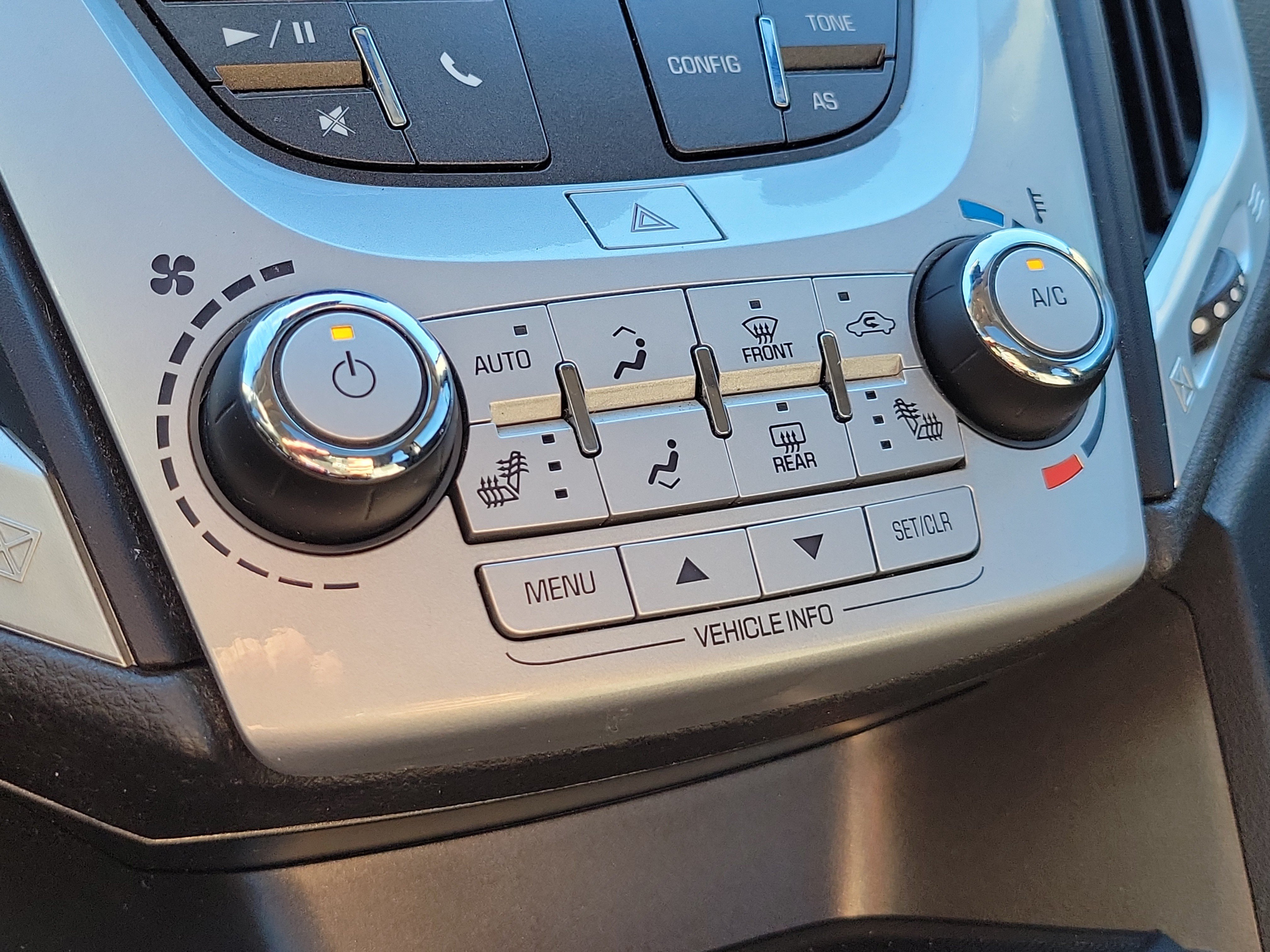Used 2016 GMC Terrain SLE w/ Chrome Edition FWD image 28