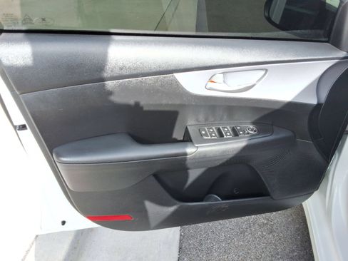 Used 2024 Kia Forte LX FWD image 22