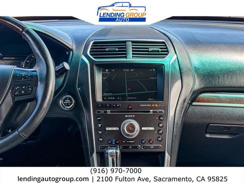 Used 2017 Ford Explorer Platinum AWD/4WD image 12