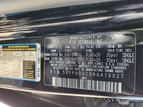 Certified 2024 Kia Telluride S w/ S Sunroof Package AWD/4WD image 33