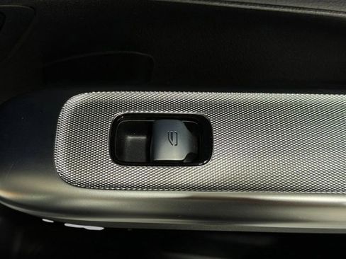 Certified 2025 Mercedes-Benz GLC 300 300 image 22