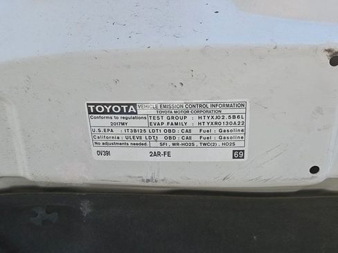 Used 2017 Toyota RAV4 Limited w/ All Weather Liner Package FWD image 23