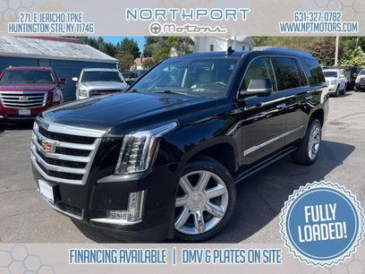 Used 2017 Cadillac Escalade Premium Luxury
