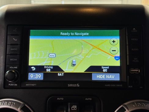 Used 2016 Jeep Wrangler Unlimited Sahara w/ Dual Top Group AWD/4WD image 35