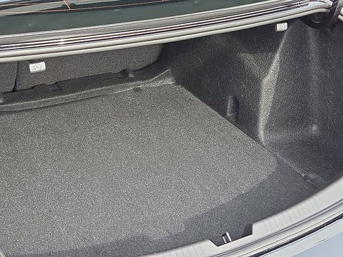 Used 2022 Chevrolet Malibu LS image 8