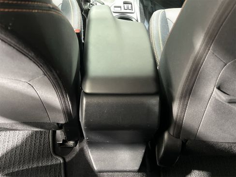 Used 2019 Subaru Crosstrek 2.0i Premium image 20