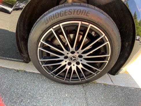 Used 2023 Mercedes-Benz C 300 4MATIC Sedan image 25