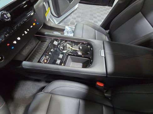 New 2025 Nissan Murano SL image 15