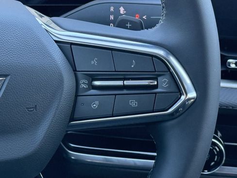 New 2026 Chevrolet Equinox LT image 14