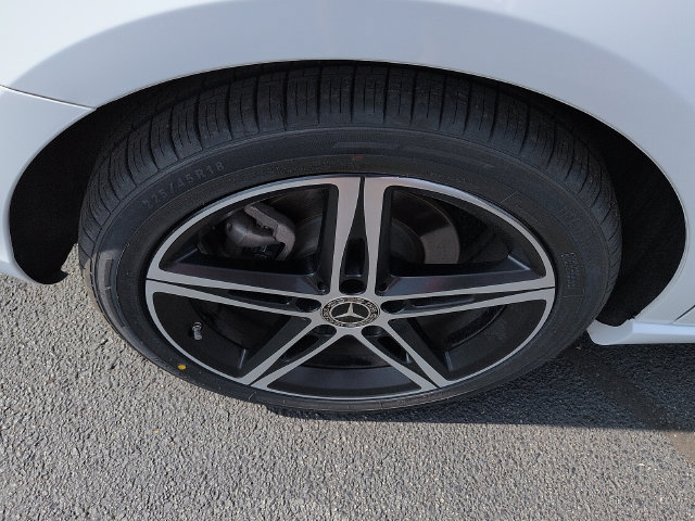 Used 2022 Mercedes-Benz A 220 4MATIC image 9
