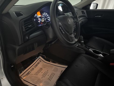 Used 2013 Acura ILX w/ Premium Package image 24