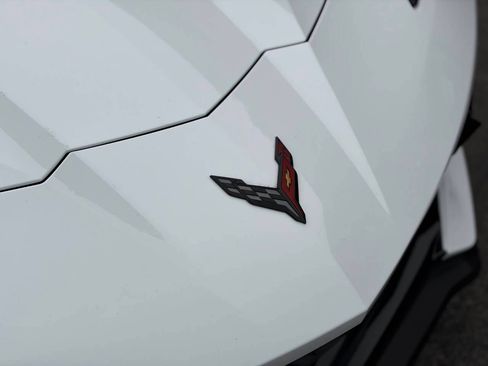 Used 2023 Chevrolet Corvette Stingray Premium Cpe w/ Z51 Performance Package image 15