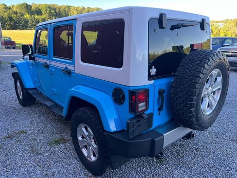 Used 2017 Jeep Wrangler Unlimited Sahara w/ Quick Order Package 24E Chief AWD/4WD image 15