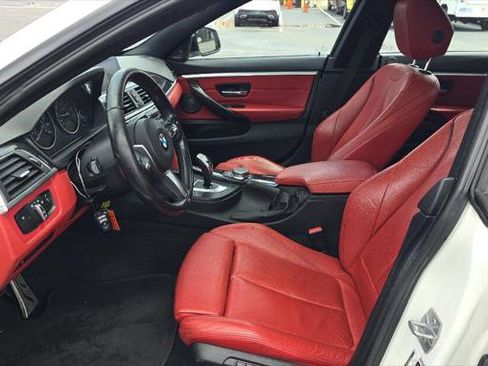 Used 2019 BMW 440i Gran Coupe w/ M Sport Package image 9