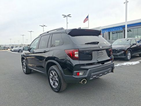 Certified 2023 Honda Passport TrailSport image 4