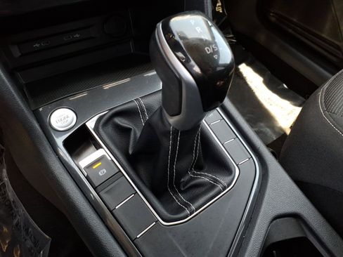 Certified 2023 Volkswagen Tiguan S FWD image 29