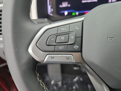 Used 2023 Volkswagen Atlas SE AWD/4WD image 18