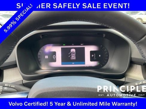 Certified 2023 Volvo XC40 B5 Plus w/ Protection Package Premier AWD/4WD image 23