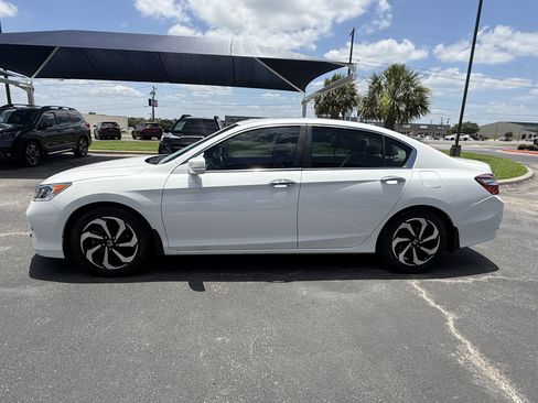 Used 2016 Honda Accord EX-L image 4