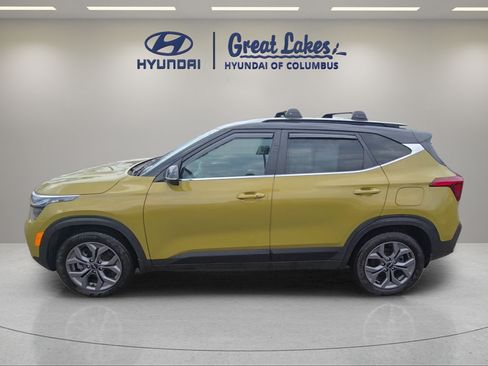 Used 2024 Kia Seltos S AWD/4WD image 2