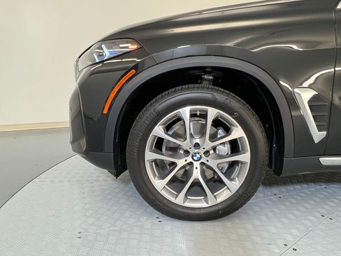 Used 2026 BMW X5 xDrive40i w/ Parking Assistance Package AWD/4WD image 11