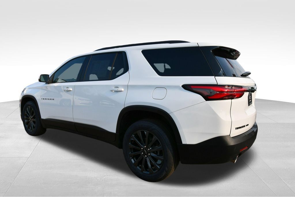 Used 2023 Chevrolet Traverse RS w/ LPO, Floor Liner Package AWD/4WD image 5