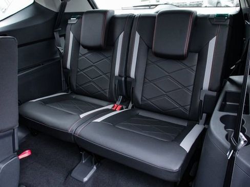 New 2026 Volkswagen Atlas Peak Edition image 29