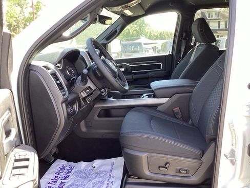New 2026 RAM 2500 Big Horn AWD/4WD image 25