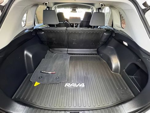Used 2023 Toyota RAV4 XLE AWD/4WD image 55