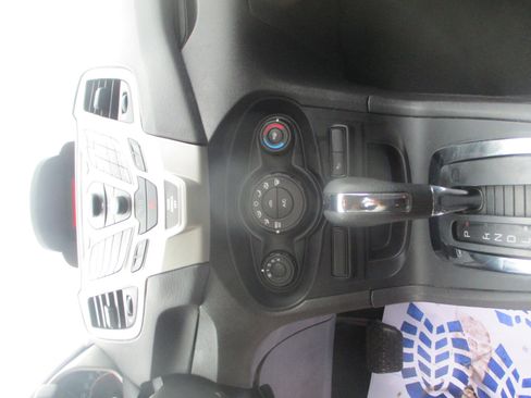 Used 2011 Ford Fiesta SEL image 11