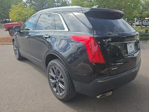 Used 2019 Cadillac XT5 Premium Luxury w/ LPO, Black Ice Package image 4