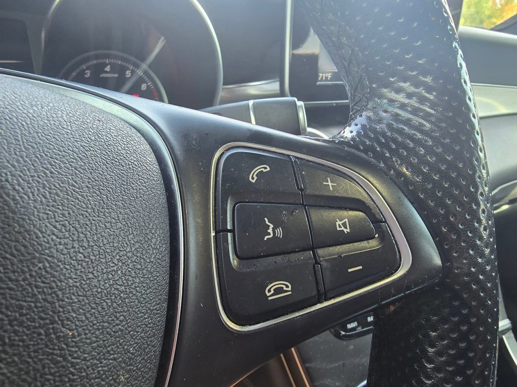 Used 2019 Mercedes-Benz GLC 300 4MATIC image 27