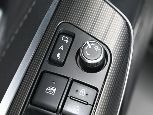 Certified 2021 Toyota Venza Limited w/ Advanced Technology Package AWD/4WD image 12