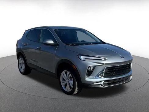 Used 2025 Buick Encore GX Preferred image 3