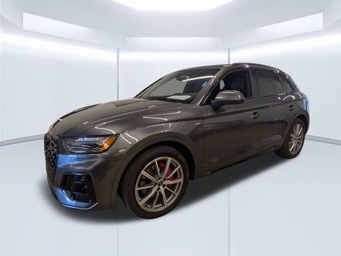 Used 2024 Audi Q5 e Prestige w/ Prestige Package AWD/4WD image 6