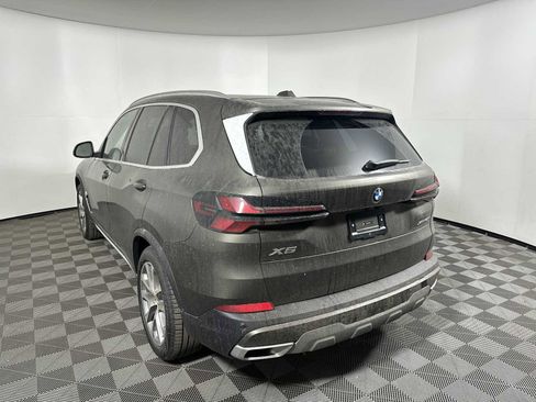 New 2026 BMW X5 xDrive40i w/ Climate Comfort Package image 3