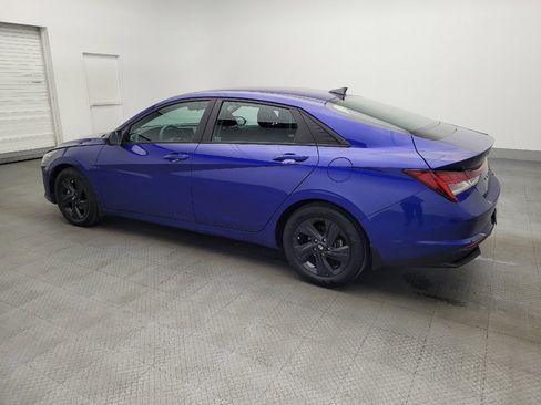 Used 2023 Hyundai Elantra Blue image 3