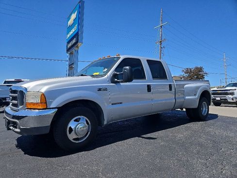 Used 2000 Ford F350 XLT RWD image 2