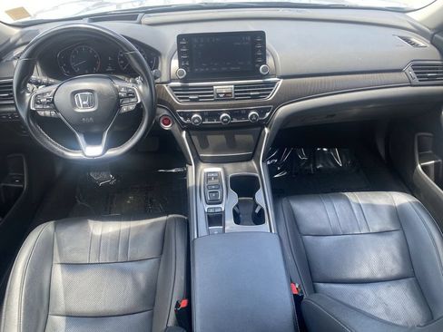 Used 2021 Honda Accord Touring image 21
