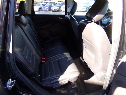 Used 2018 Ford Escape SEL image 23