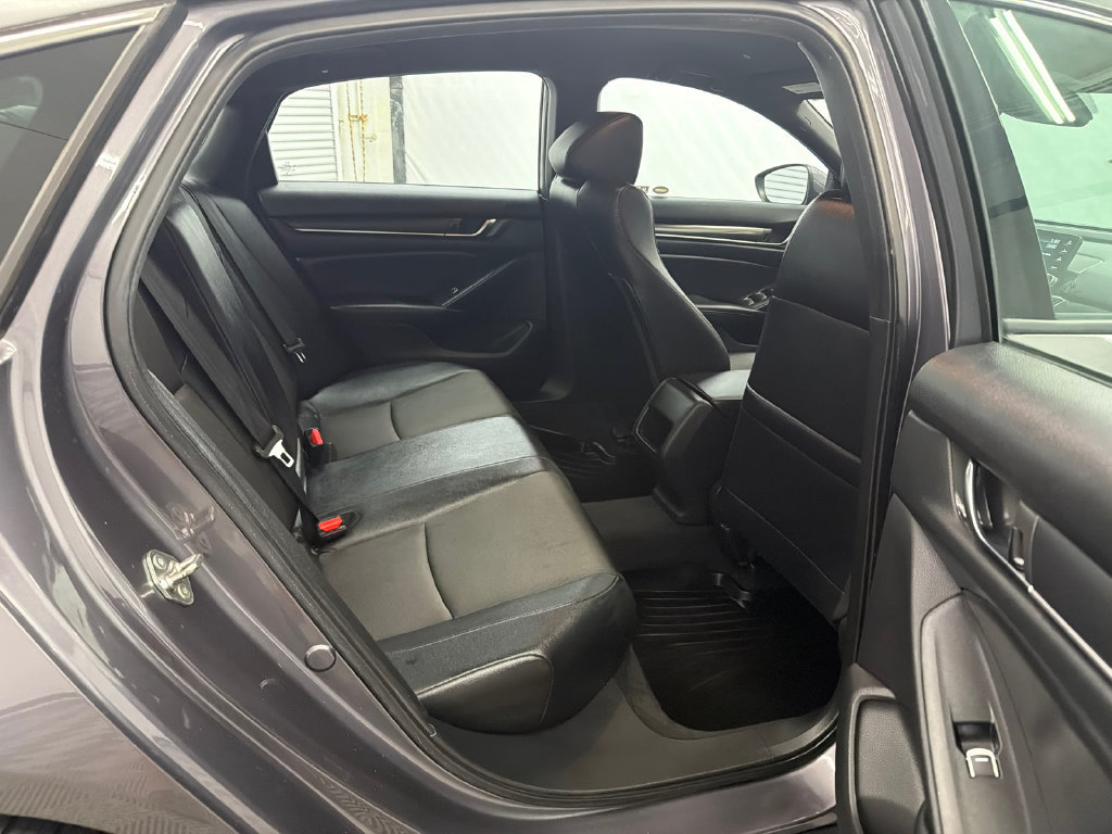 Used 2019 Honda Accord Sport image 16