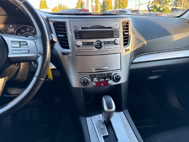 Used 2011 Subaru Legacy 2.5i Premium AWD/4WD image 19