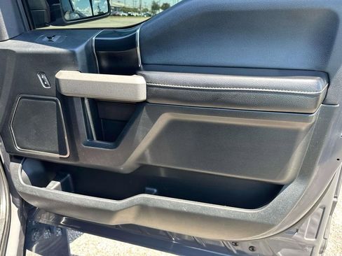 Used 2018 Ford F150 Raptor w/ Equipment Group 802A Luxury AWD/4WD image 16