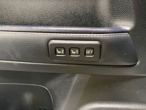 Used 2021 Toyota 4Runner Limited image 16