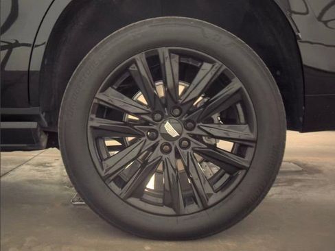 Used 2024 Cadillac Escalade Sport Platinum image 11